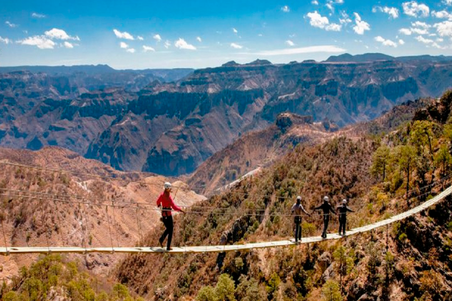 Escápate a Barrancas del Cobre